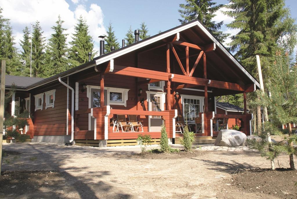Kartanohotelli Satulinna Huvilat Hirvensalmi Extérieur photo